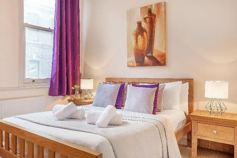 Deluxe Creechurch Lane Serviced Apartment London 4*,  United Kingdom