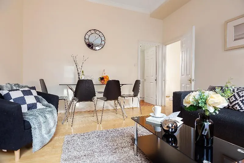 Deluxe Creechurch Lane Serviced Apartment London 4*,  United Kingdom