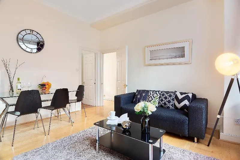 Deluxe Creechurch Lane Serviced Apartment London Hotel